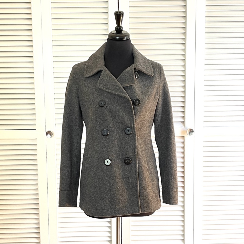 Classic Gray Double-Breasted Wool Pea Coat